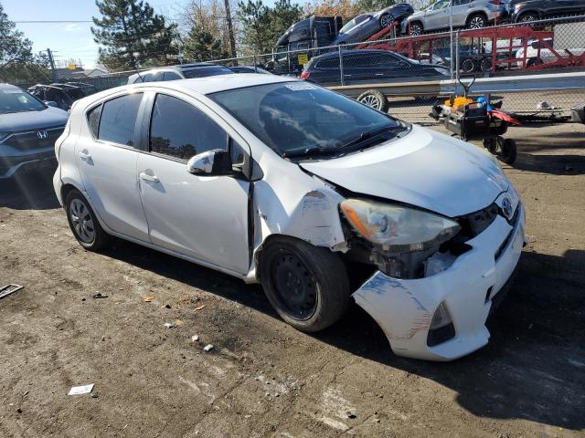 Photo 4 from auction – 2013 TOYOTA PRIUS C with VIN JTDKDTB39D1550397