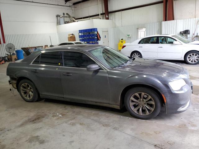 Photo 4 from auction – 2015 CHRYSLER 300 LIMITE with VIN 2C3CCAAG7FH791819