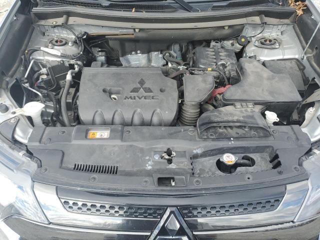 Photo 11 from auction – 2020 MITSUBISHI OUTLANDER with VIN JA4AD3A39LJ001014
