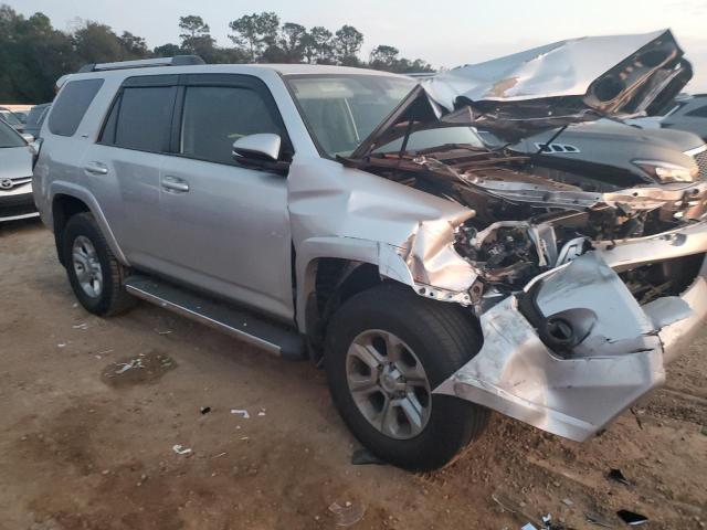Photo 4 from auction – 2019 TOYOTA 4RUNNER SR with VIN JTEBU5JR3K5620060