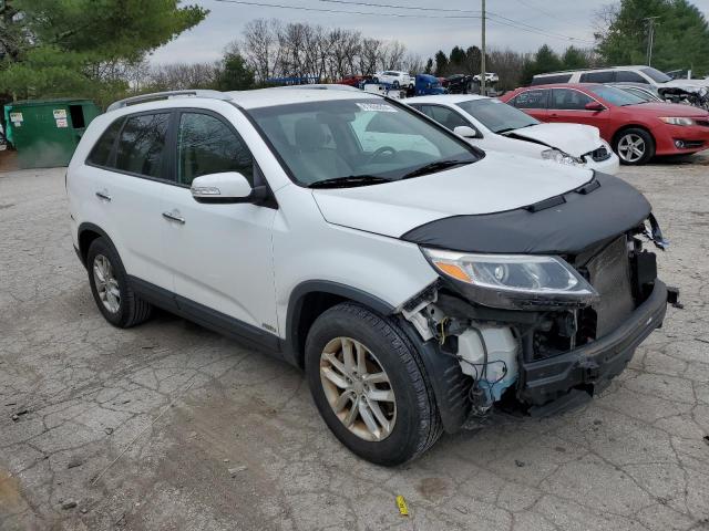 Photo 4 from auction – 2014 KIA SORENTO LX with VIN 5XYKTCA61EG488641