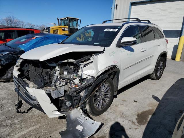 TOYOTA HIGHLANDER 2017 with VIN 5TDJZRFH9HS513641 - Photo from auction