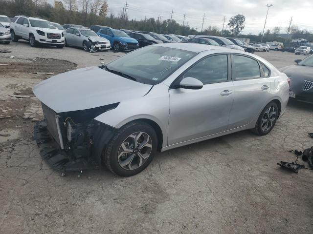 KIA FORTE FE 2020 with VIN 3KPF24AD8LE147739 - Photo from auction