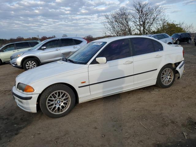 BMW 328 I 2000 with VIN WBAAM5331YFR16722 - Photo from auction