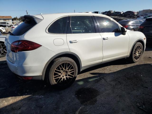 Photo 3 from auction – 2014 PORSCHE CAYENNE with VIN WP1AA2A25ELA93079