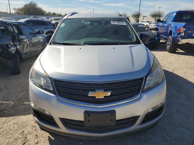 Photo 5 from auction – 2017 CHEVROLET TRAVERSE L with VIN 1GNKRFED0HJ190361