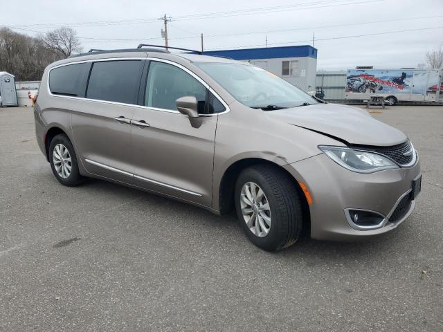 Photo 4 from auction – 2017 CHRYSLER PACIFICA T with VIN 2C4RC1BG0HR593326