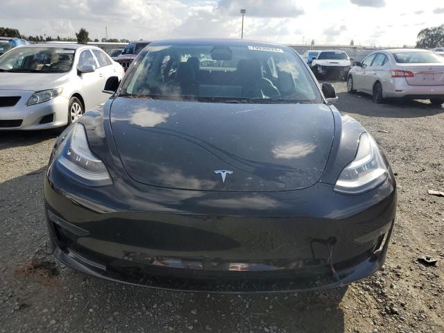 Photo 5 from auction – 2018 TESLA MODEL 3 with VIN 5YJ3E1EA8JF005844