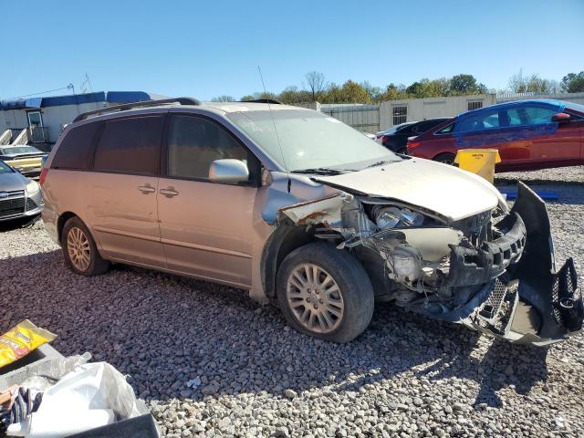 Photo 4 from auction – 2010 TOYOTA SIENNA XLE with VIN 5TDYK4CC7AS324121