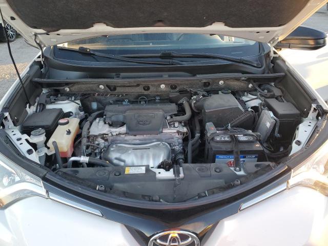 Photo 11 from auction – 2016 TOYOTA RAV4 LE with VIN JTMBFREV2GJ068224