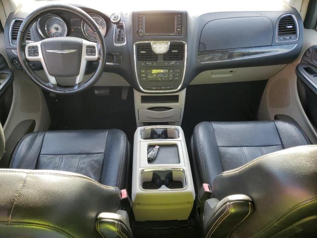 Photo 8 from auction – 2015 CHRYSLER TOWN & COU with VIN 2C4RC1BG6FR552910