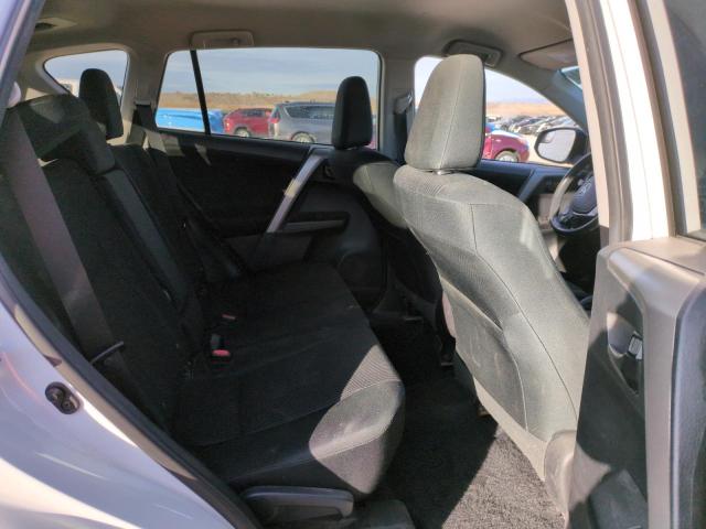 Photo 10 from auction – 2017 TOYOTA RAV4 LE with VIN 2T3BFREV0HW627496