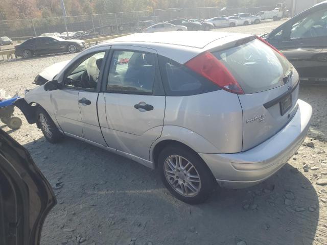 Photo 2 from auction – 2005 FORD FOCUS ZX5 with VIN 3FAFP37N15R130262