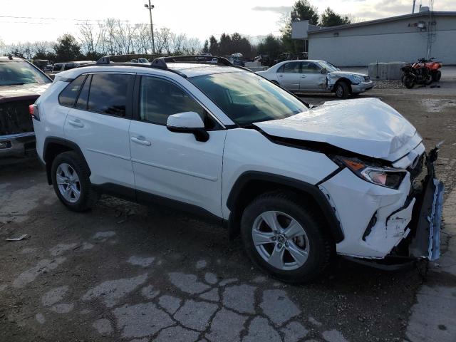 Photo 4 from auction – 2020 TOYOTA RAV4 XLE with VIN JTMP1RFV7LD057392