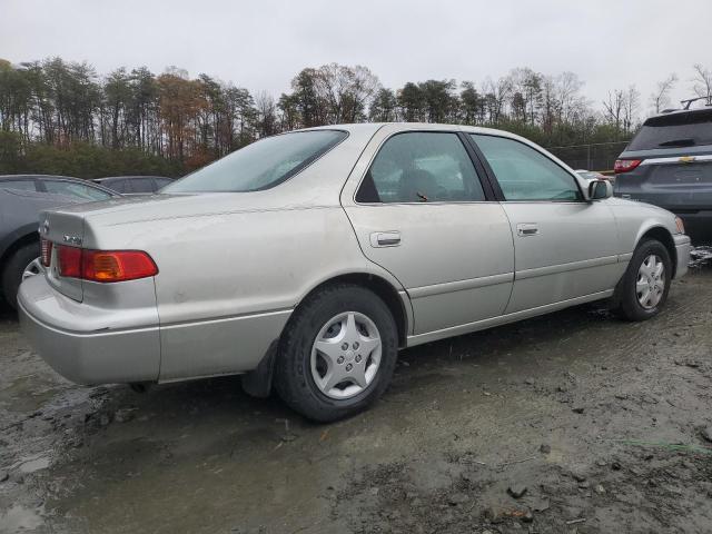 Photo 3 from auction – 2000 TOYOTA CAMRY CE with VIN 4T1BG22K5YU617618