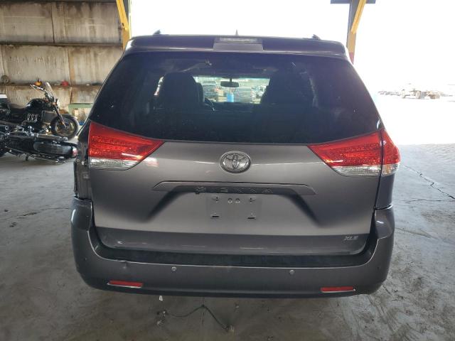 Photo 6 from auction – 2012 TOYOTA SIENNA XLE with VIN 5TDYK3DC5CS244165