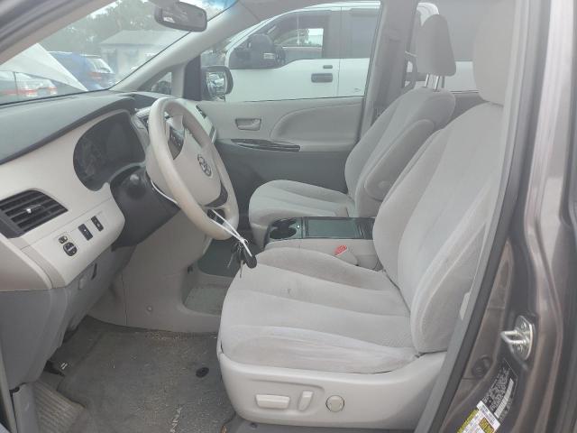 Photo 7 from auction – 2013 TOYOTA SIENNA LE with VIN 5TDKK3DC4DS371416