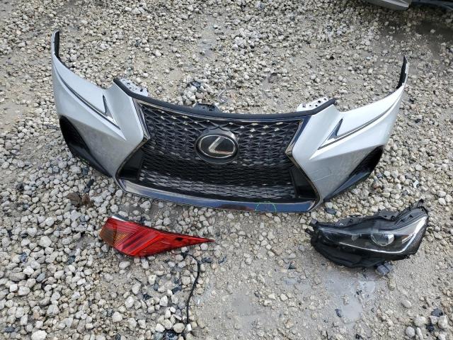 Photo 12 from auction – 2017 LEXUS IS 200T with VIN JTHBA1D2XH5053759