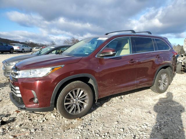 TOYOTA HIGHLANDER 2017 with VIN 5TDJZRFH8HS462052 - Photo from auction