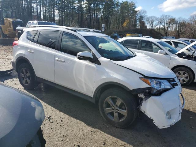 Photo 4 from auction – 2015 TOYOTA RAV4 XLE with VIN JTMRFREV4FD151312