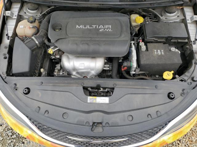 Photo 11 from auction – 2016 CHRYSLER 200 LIMITE with VIN 1C3CCCAB4GN116986