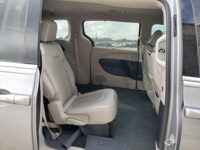 Photo 11 from auction – 2017 CHRYSLER PACIFICA T with VIN 2C4RC1EG7HR506310