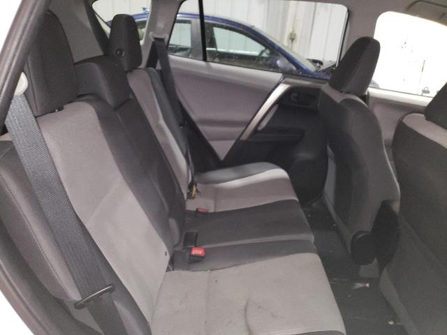 Photo 11 from auction – 2013 TOYOTA RAV4 LE with VIN JTMBFREV0D5024727