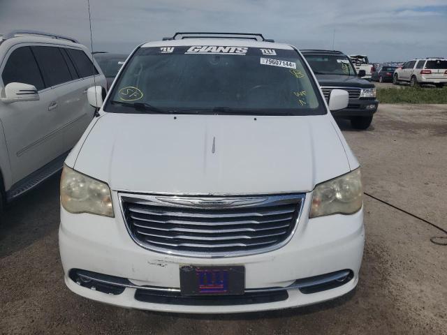 Photo 5 from auction – 2014 CHRYSLER TOWN & COU with VIN 2C4RC1BG7ER157732