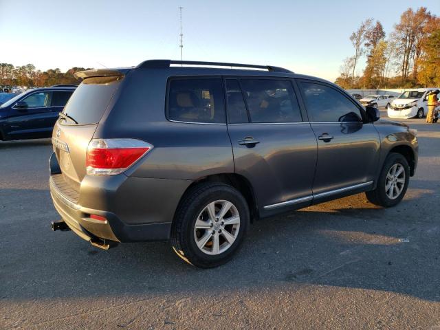 Photo 3 from auction – 2011 TOYOTA HIGHLANDER with VIN 5TDZK3EH0BS035008