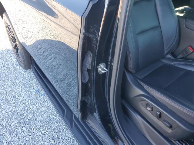Photo 13 from auction – 2021 CHEVROLET SUBURBAN C with VIN 1GNSCEKD4MR400696