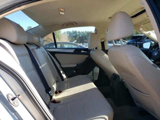 Photo 10 from auction – 2012 VOLKSWAGEN JETTA TDI with VIN 3VWLL7AJ8CM034349