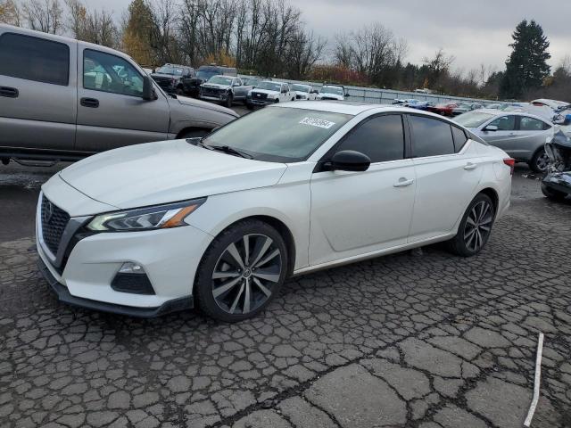NISSAN ALTIMA SR 2019 with VIN 1N4BL4CW6KN301388 - Photo from auction