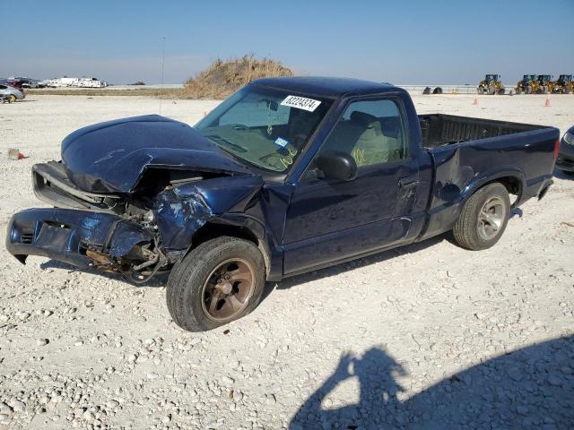 GMC SONOMA 2002 with VIN 1GTCS145828155273 - Photo from auction