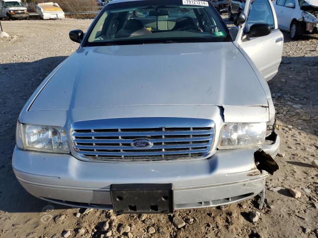 Photo 11 from auction – 1998 FORD CROWN VICT with VIN 2FAFP71W9WX149346
