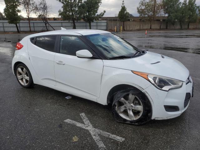 Photo 4 from auction – 2015 HYUNDAI VELOSTER with VIN KMHTC6AD0FU224441