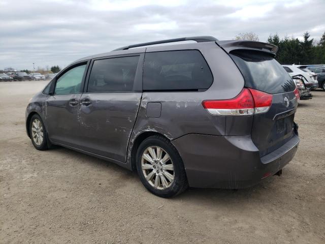 Photo 2 from auction – 2012 TOYOTA SIENNA XLE with VIN 5TDYK3DC3CS221628