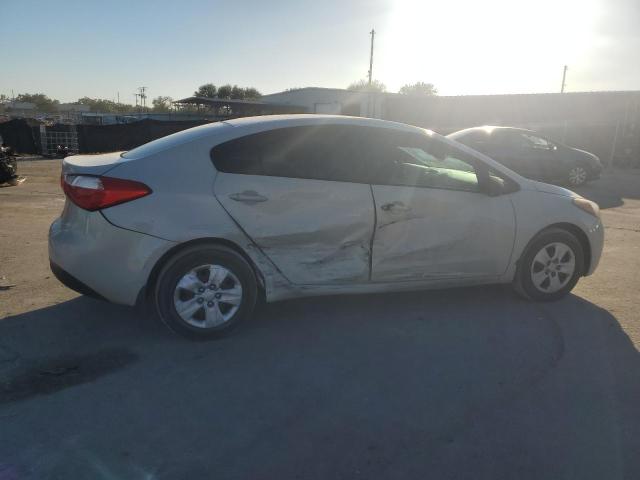 Photo 3 from auction – 2014 KIA FORTE LX with VIN KNAFK4A6XE5115825