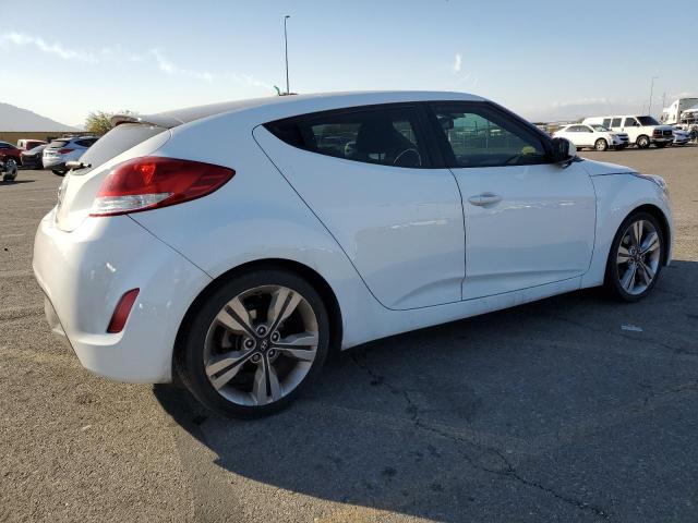 Photo 3 from auction – 2016 HYUNDAI VELOSTER with VIN KMHTC6AD6GU293913
