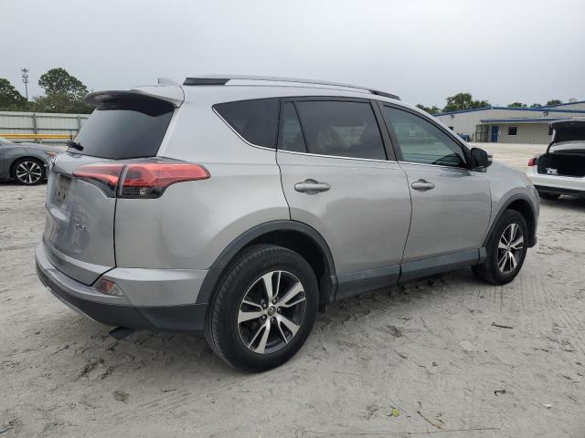 Photo 3 from auction – 2017 TOYOTA RAV4 XLE with VIN 2T3WFREV3HW321930