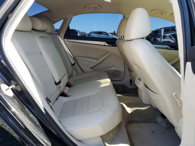 Photo 10 from auction – 2015 VOLKSWAGEN PASSAT S with VIN 1VWAT7A30FC110399