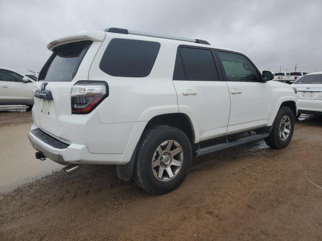 Photo 3 from auction – 2016 TOYOTA 4RUNNER SR with VIN JTEBU5JR8G5406429