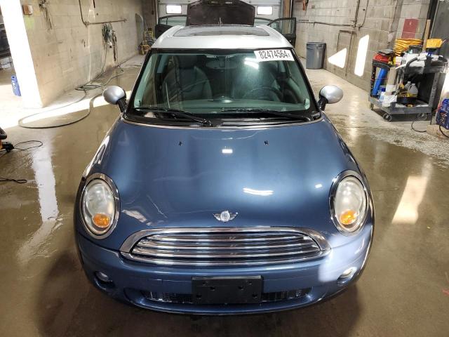Photo 5 from auction – 2010 MINI COOPER CLU with VIN WMWML3C54ATX37278