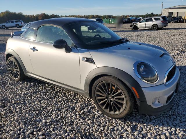 Foto 4 de la subasta – 2013 MINI COOPER COU con VIN WMWSX3C56DT466756