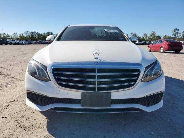 Photo 5 from auction – 2017 MERCEDES-BENZ E 300 with VIN WDDZF4JB6HA070191