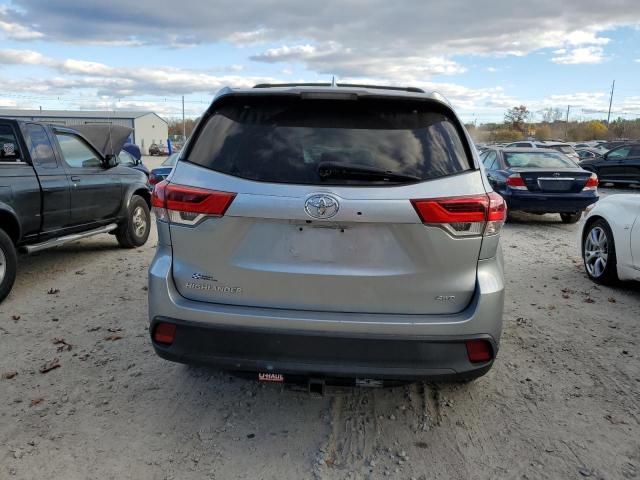 Zdjęcie 6 z aukcji – 2017 TOYOTA HIGHLANDER z VIN 5TDJZRFH5HS479276