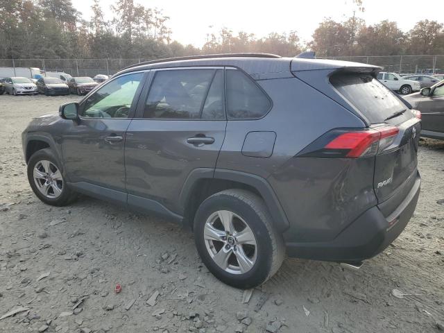 Photo 2 from auction – 2019 TOYOTA RAV4 XLE with VIN 2T3W1RFV2KW015936