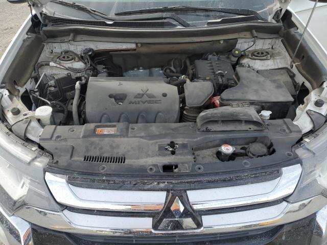 Photo 12 from auction – 2018 MITSUBISHI OUTLANDER with VIN JA4AD3A34JZ041483