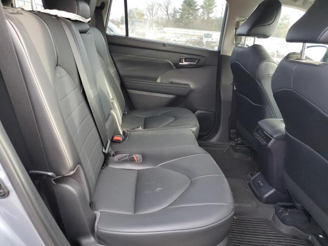 Photo 11 from auction – 2021 TOYOTA HIGHLANDER with VIN 5TDGBRCH6MS066599