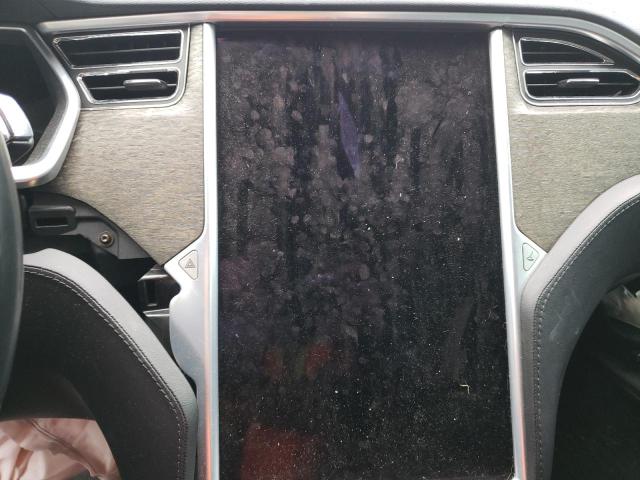 Photo 9 from auction – 2013 TESLA MODEL S with VIN 5YJSA1AG7DFP05070