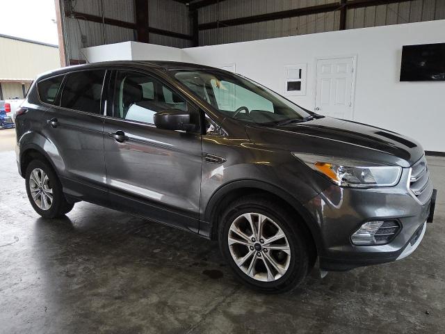 Photo 4 from auction – 2017 FORD ESCAPE SE with VIN 1FMCU0GD6HUB66405